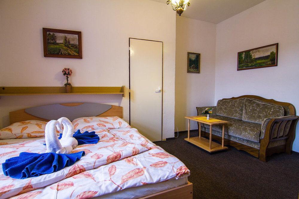 Hotel Posta Cerny Dul Exterior photo