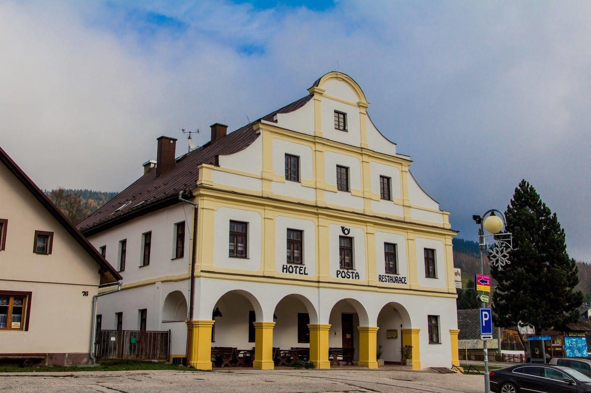 Hotel Posta Cerny Dul Exterior photo